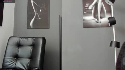   online show from 09-27-25, 02:22