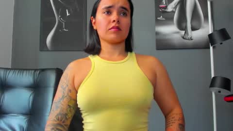   online show from 11-19-25, 04:40