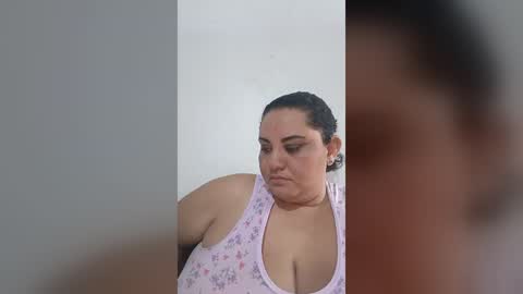 Snapshot of karol103900 chatting on 07-20-26, 12:18 Karol online show from 07-20-26, 12:18