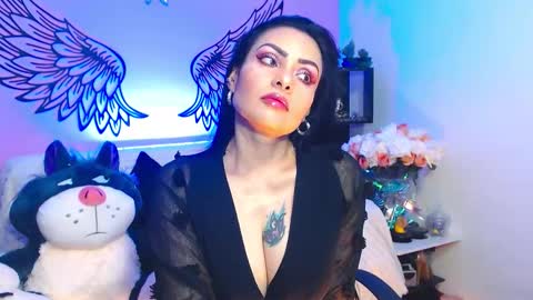 Karol Kenedy online show from 02-04-26, 06:52