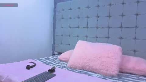 Karol online show from 07-16-26, 04:57