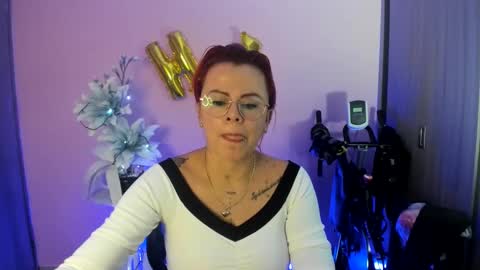 Snapshot of karol_milf__ chatting on 12-18-24, 12:43 kAROL MILF online show from 12-18-24, 12:43