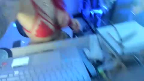 Snapshot of karol_milf__ chatting on 12-22-24, 05:10 kAROL MILF online show from 12-22-24, 05:10