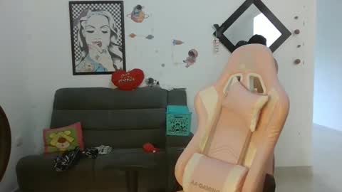    online show from 01-30-25, 01:21