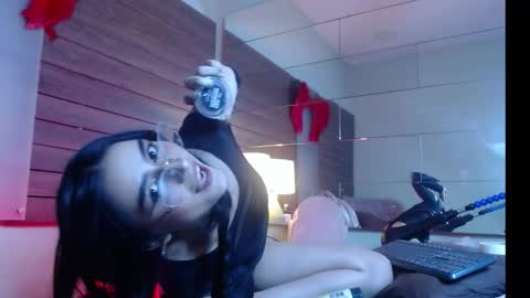Snapshot of karol_yesenia chatting on 10-16-25, 07:04 karol_yesenia online show from 10-16-25, 07:04