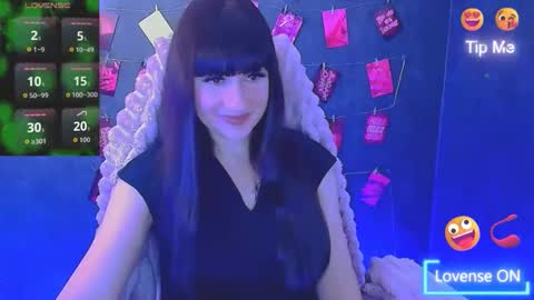 Caroline online show from 02-11-26, 07:24