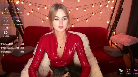Snapshot of karolinahayes chatting on 01-18-25, 01:51 KarolinaHayes online show from 01-18-25, 01:51