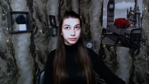 Karolina online show from 12-29-24, 07:06