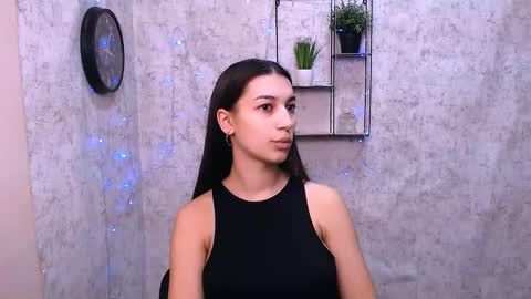 Karolina online show from 01-20-25, 07:15