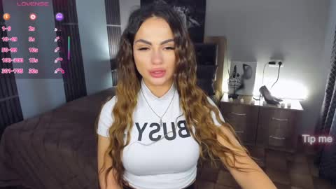 Snapshot of karolinasykes chatting on 04-22-26, 08:50 Karolina online show from 04-22-26, 08:50