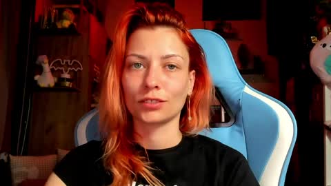 Snapshot of karoline121 chatting on 04-18-26, 08:31 karoline121 online show from 04-18-26, 08:31