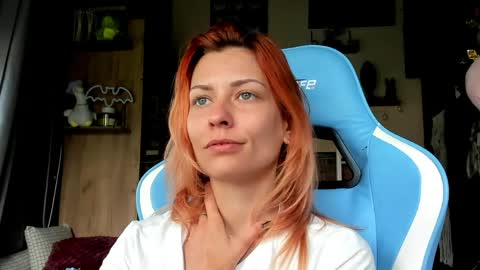 Snapshot of karoline121 chatting on 05-02-26, 05:56 karoline121 online show from 05-02-26, 05:56