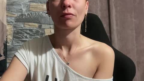 Snapshot of karoline121 chatting on 05-02-26, 07:19 karoline121 online show from 05-02-26, 07:19