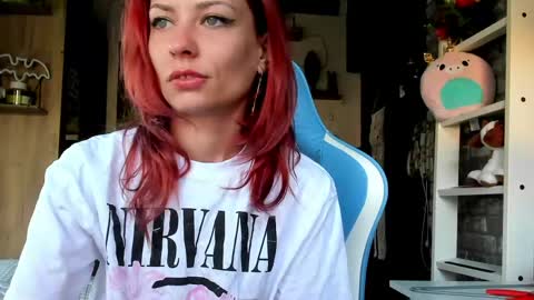 Snapshot of karoline121 chatting on 05-15-26, 04:08 karoline121 online show from 05-15-26, 04:08