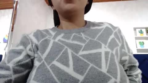 Isa online show from 10-30-25, 03:19