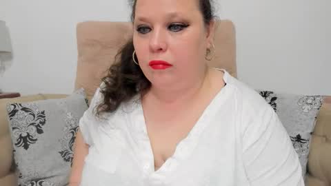 Snapshot of karolinejoyy chatting on 03-01-26, 07:38 KarolineJoyy online show from 03-01-26, 07:38