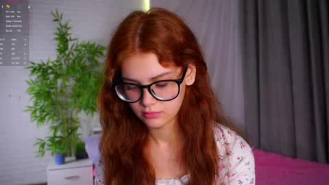 Snapshot of karolinerush chatting on 05-13-26, 01:30 lina online show from 05-13-26, 01:30