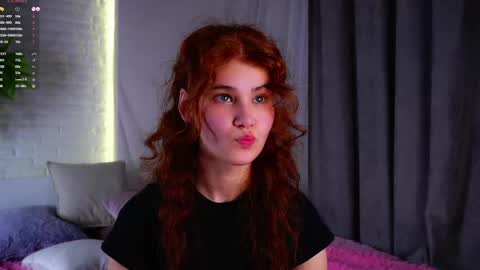 Snapshot of karolinerush chatting on 05-25-26, 02:12 lina online show from 05-25-26, 02:12
