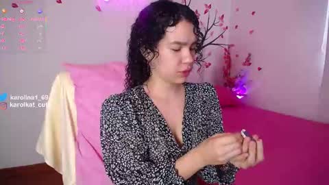 Karolina 3 online show from 09-28-25, 01:38