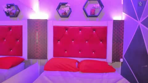 Karol online show from 05-12-26, 12:02