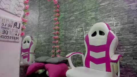 KAROLL online show from 02-26-26, 12:37