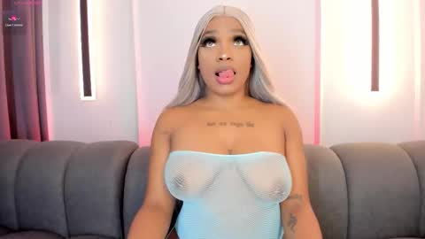 Karol online show from 12-18-25, 04:18