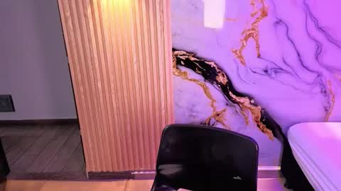 Snapshot of karolyn_rousse chatting on 02-23-26, 12:35 karolyn online show from 02-23-26, 12:35