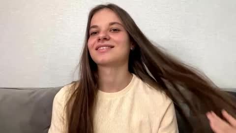 Lia online show from 04-27-26, 04:05