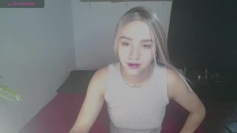 Snapshot of kary_blush chatting on 05-05-26, 07:11 kary_blush online show from 05-05-26, 07:11