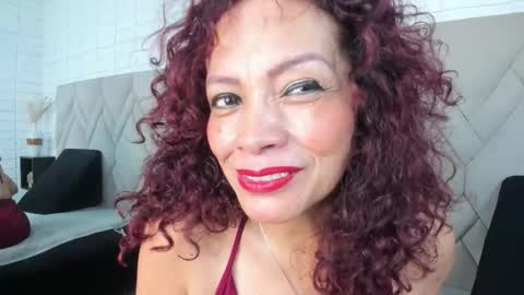 kasandra gomez online show from 11-28-25, 11:57