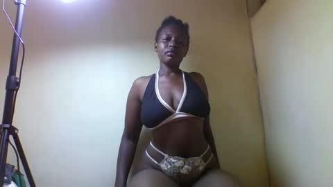 Snapshot of kashy_ chatting on 06-10-26, 06:01 kashy_ online show from 06-10-26, 06:01
