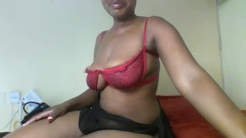 Snapshot of kashy_ chatting on 06-14-26, 02:35 kashy_ online show from 06-14-26, 02:35