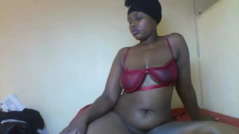Snapshot of kashy_ chatting on 06-22-26, 12:24 kashy_ online show from 06-22-26, 12:24