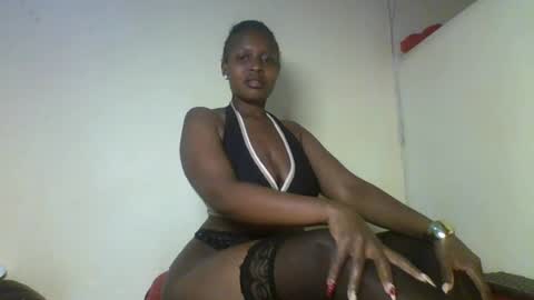 Snapshot of kashy_ chatting on 06-22-26, 05:43 kashy_ online show from 06-22-26, 05:43