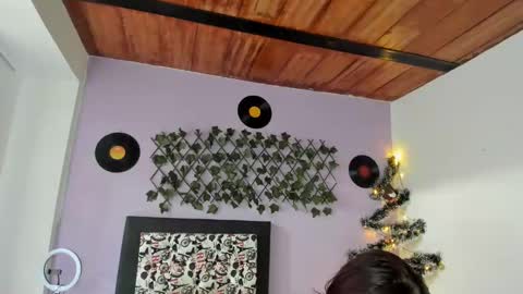 kassandra james online show from 12-29-24, 09:30