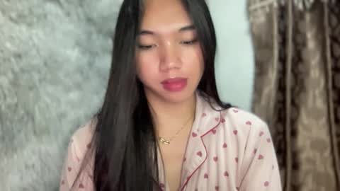 Snapshot of kat_hollandx chatting on 01-25-25, 06:02 Majesty online show from 01-25-25, 06:02