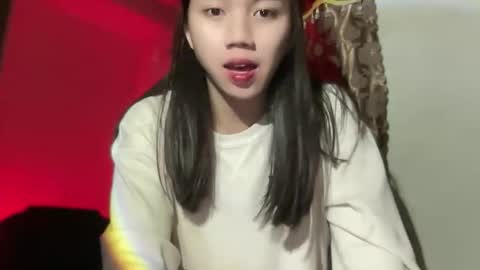 Snapshot of kat_hollandx chatting on 11-11-25, 06:41 Majesty online show from 11-11-25, 06:41