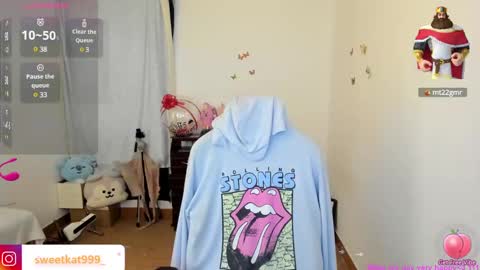 Snapshot of kat_ly_chan chatting on 01-31-25, 06:47 Kat online show from 01-31-25, 06:47