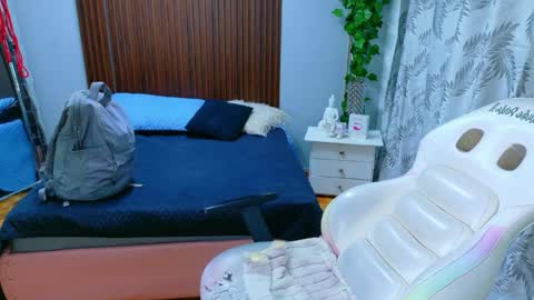 kate online show from 04-18-26, 08:53