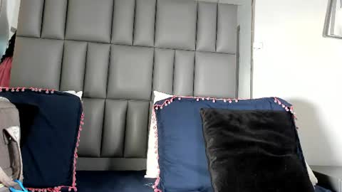 Snapshot of kataleya_west chatting on 07-18-26, 07:39 kataleya_west online show from 07-18-26, 07:39