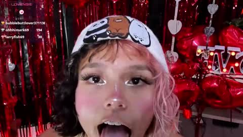 Snapshot of katalina_garcia chatting on 02-20-25, 04:07 Kata Garcia online show from 02-20-25, 04:07