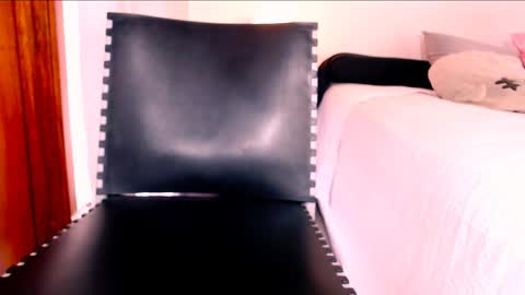 katalinaferreirax online show from 12-04-24, 05:33