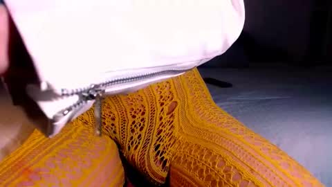 katalinaferreirax online show from 12-04-24, 11:46