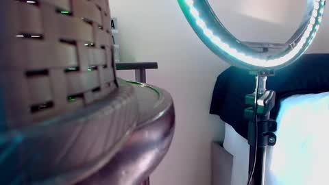 katalinaferreirax online show from 12-10-24, 09:43