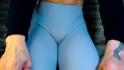 katalinaferreirax online show from 03-12-25, 01:03