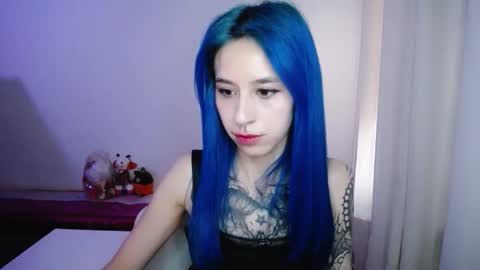 Snapshot of katara_a chatting on 11-05-25, 01:55 Maca online show from 11-05-25, 01:55