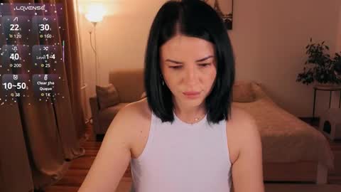 Snapshot of kate124680 chatting on 12-14-25, 10:47 kate124680 online show from 12-14-25, 10:47