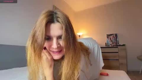 Snapshot of kate__love chatting on 11-03-25, 11:00 Kate online show from 11-03-25, 11:00