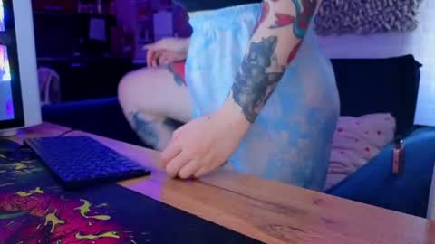 Kate online show from 07-05-26, 05:47