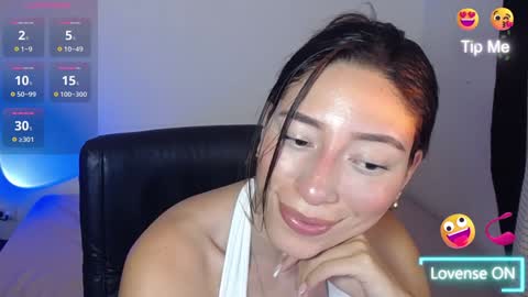 Snapshot of kate_arden chatting on 02-07-25, 04:27 Carla Palmer online show from 02-07-25, 04:27